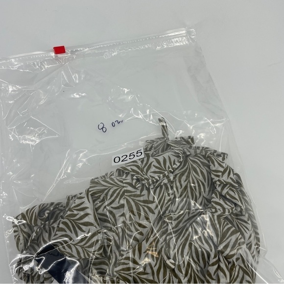 T Tahari Blouse Tops Womens Large Multicolor Tropical Print Long Sleeve Collared - Picture 14 of 14